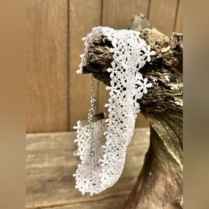 “Final Offer” NWOT Lace Choker Necklace